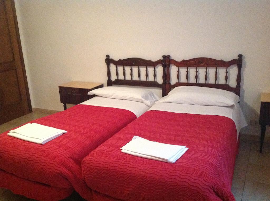 Riva Reno GuestHouse Bologna Værelse billede